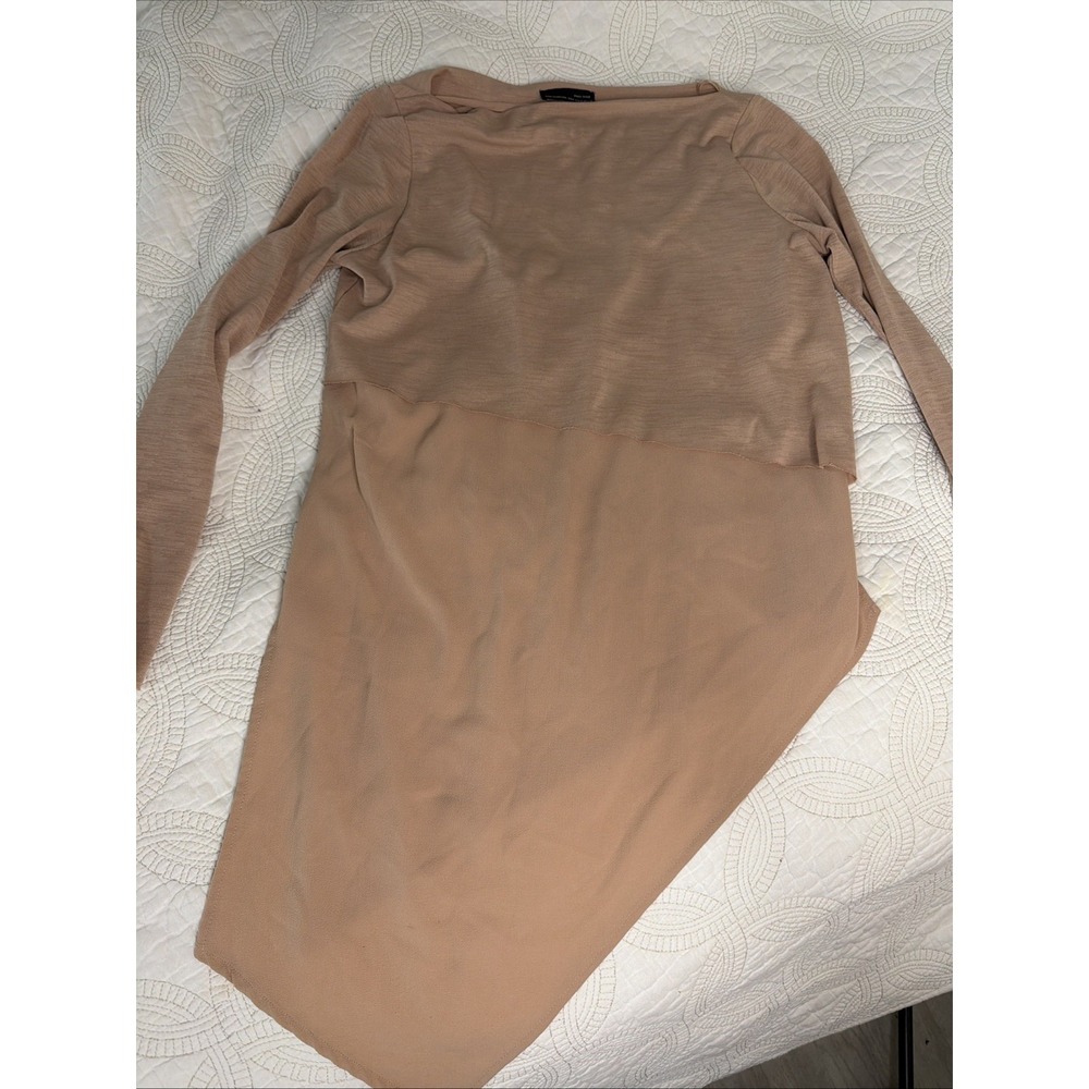 Zara W&B Neutral Beige Long Sleeve Asymmetrical Long Sleeve Blouse Sz M